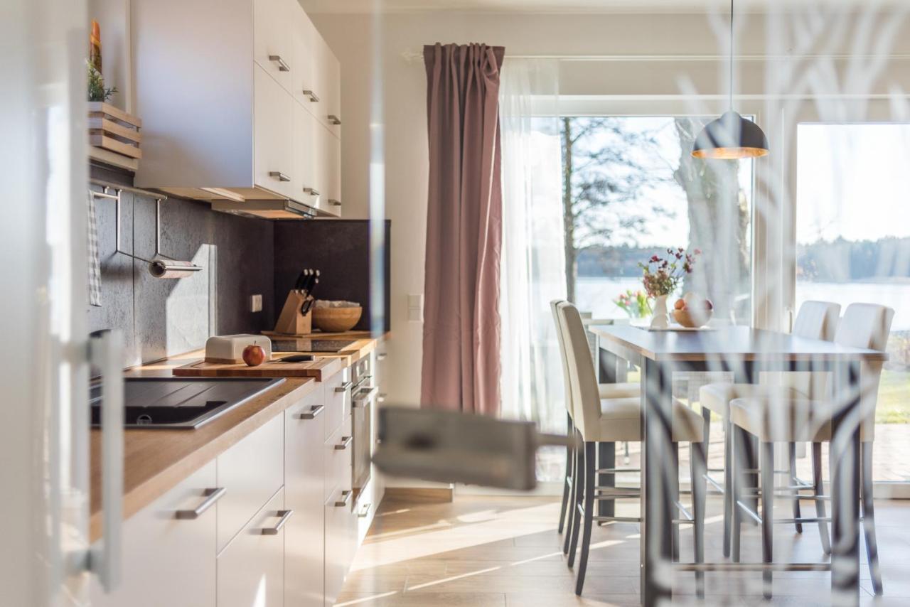 5 Sterne Ferienhaus Direkt Am See Mit Sauna-Kamin-Garten Krakow am See Zewnętrze zdjęcie