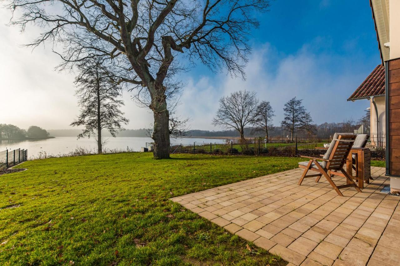5 Sterne Ferienhaus Direkt Am See Mit Sauna-Kamin-Garten Krakow am See Zewnętrze zdjęcie